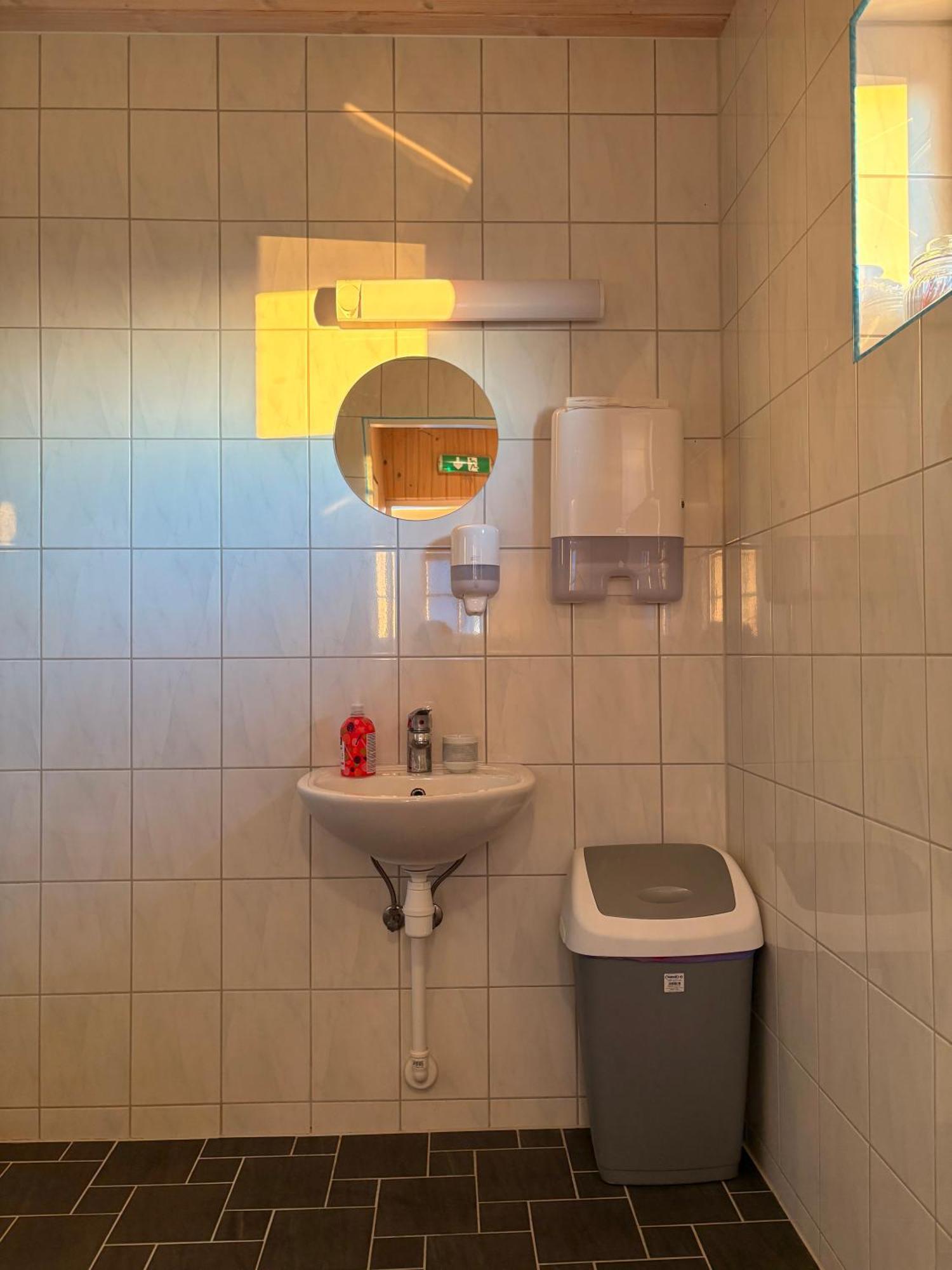 Hotel Roograhu Kaemping Heilu Exteriér fotografie